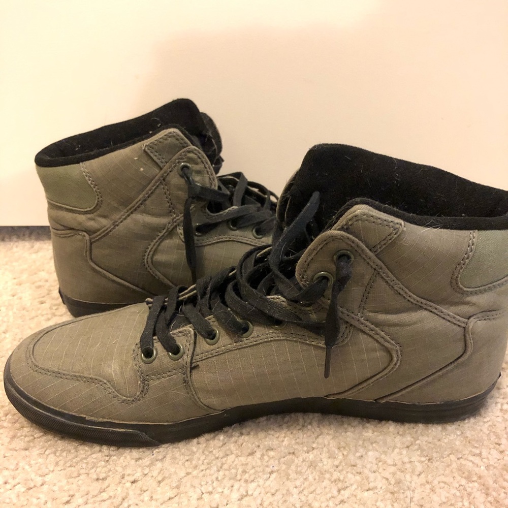 Olive Supra Vaider
